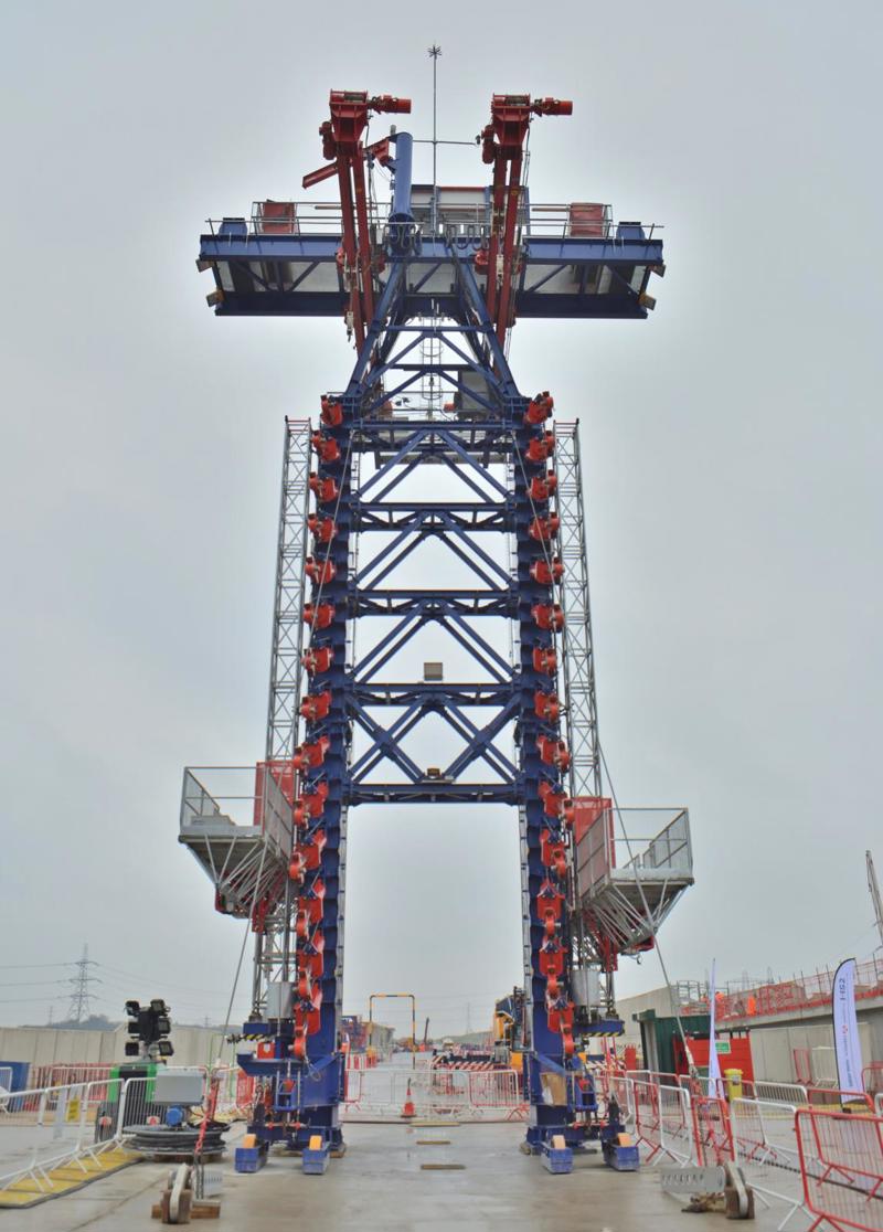 Delta Junction deck erection systems mast. CHRIS HOWE