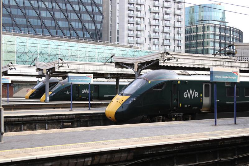 Government introduces legislation to Parliament to lower train driver age