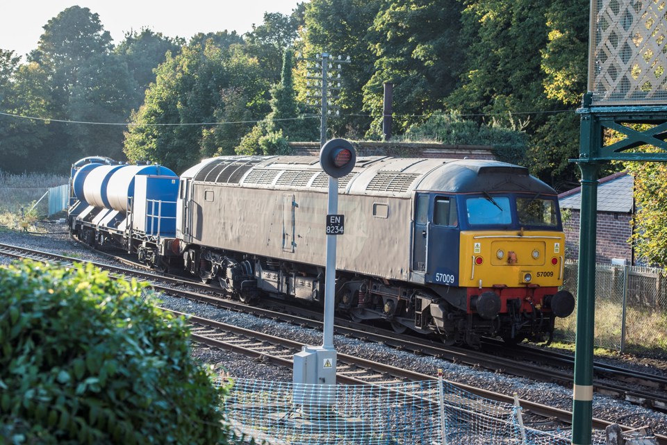 DRS 57009 stands at Wymondham South Junction on October 20. AL PULFORD.