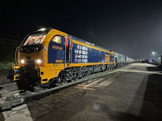 Delayed by an hour, on July 24, 99001 leads 69013 as it waits to leave on the 0016 Doncaster Decoy-Peterborough Yard. Its arrival from Peterborough on July 23 was the first time a ‘99’ has worked under its own power on the national network. MARK BRIDEL. 