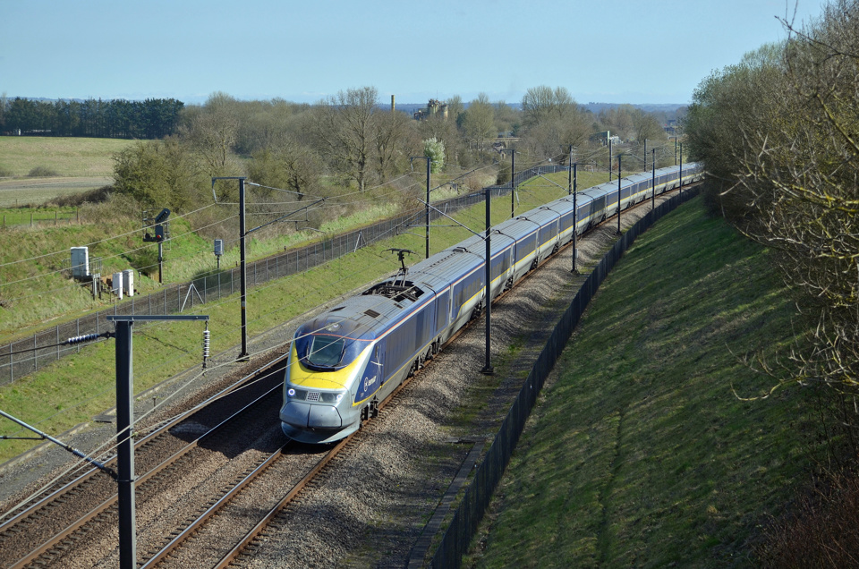 Eurostar 3211, forming the 1256 Bruxelles Midi-London St Pancras International, passes Tutt Hill (just west of Ashford) on March 26. DAVID STAINES.