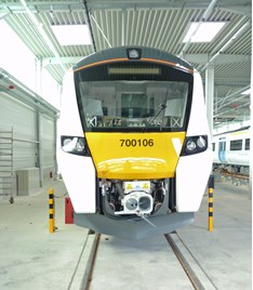 GTR unveils Thameslink Class 700s