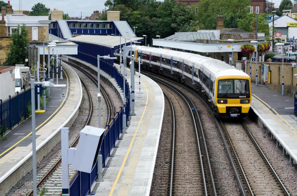 The Networker trains, built for British Rail, are getting close to life-expired. But they will take “several years to replace” says Steve White. Networker 465005 calls at Gravesend in 2015. SOUTH EASTERN RAILWAY.