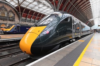 GWR 800005 at London Paddington on October 24 2017. PAUL BIGLAND.