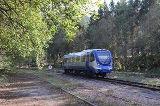 The Revolution Very Light Rail vehicle is put through its paces at Ironbridge. TDI GREENWAY.