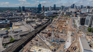 Aerial view of the Curzon Sreet site showing the first U-beams in position above what will become the tram corridor. HS2 LTD.