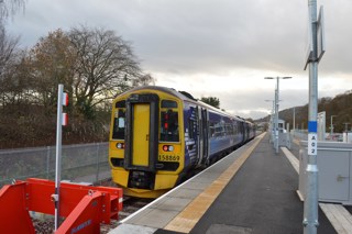 158869 at Tweedbank on November 25. RICHARD CLINNICK.